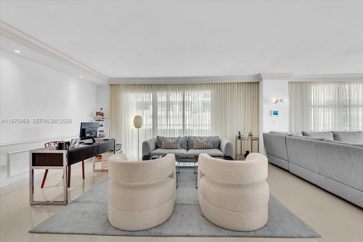 BALMORAL CONDO - Residential