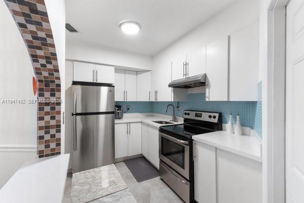 SKY LAKE GARDENS NO 3 CON - Residential