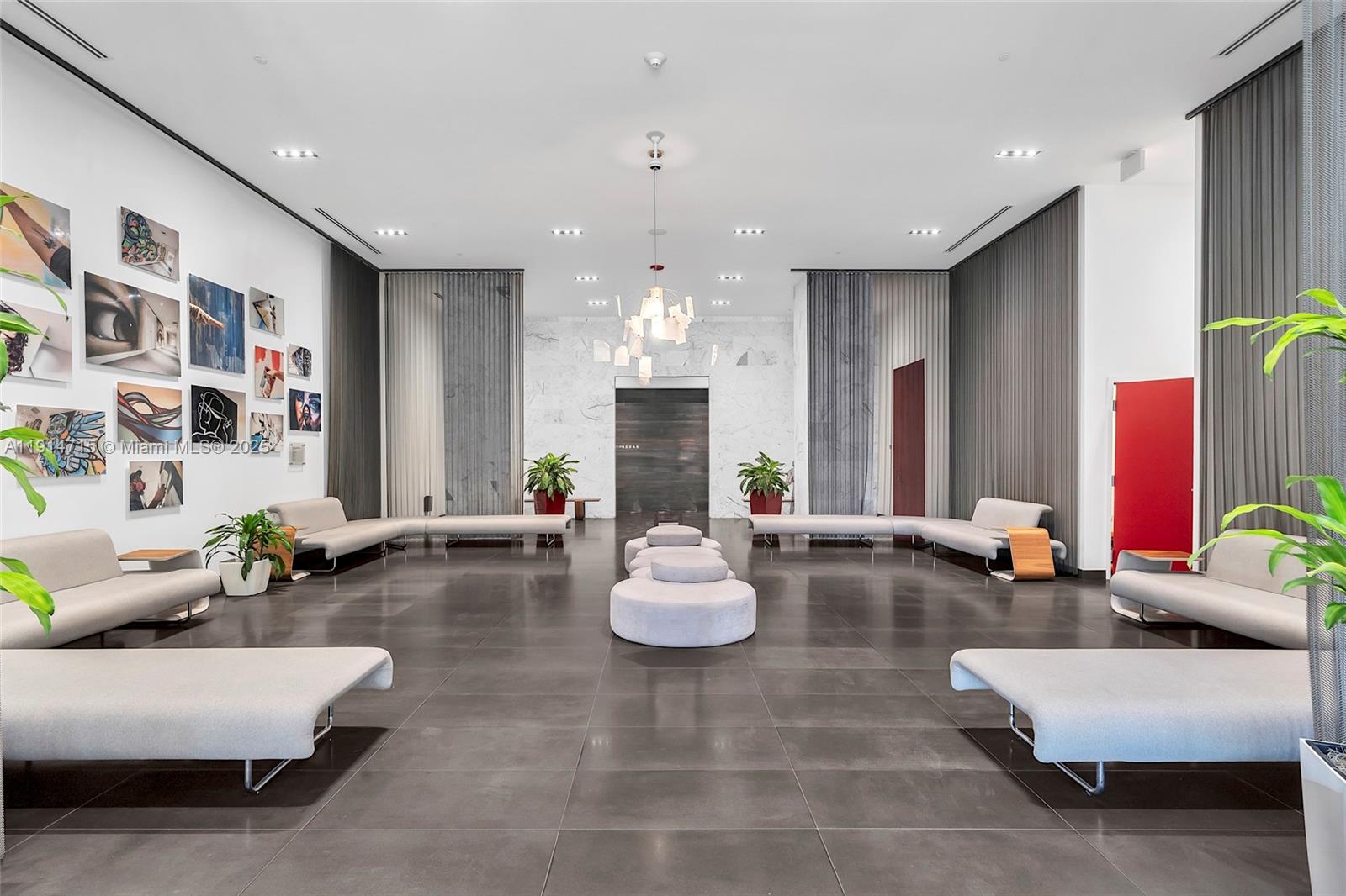 CANVAS CONDO - Residential