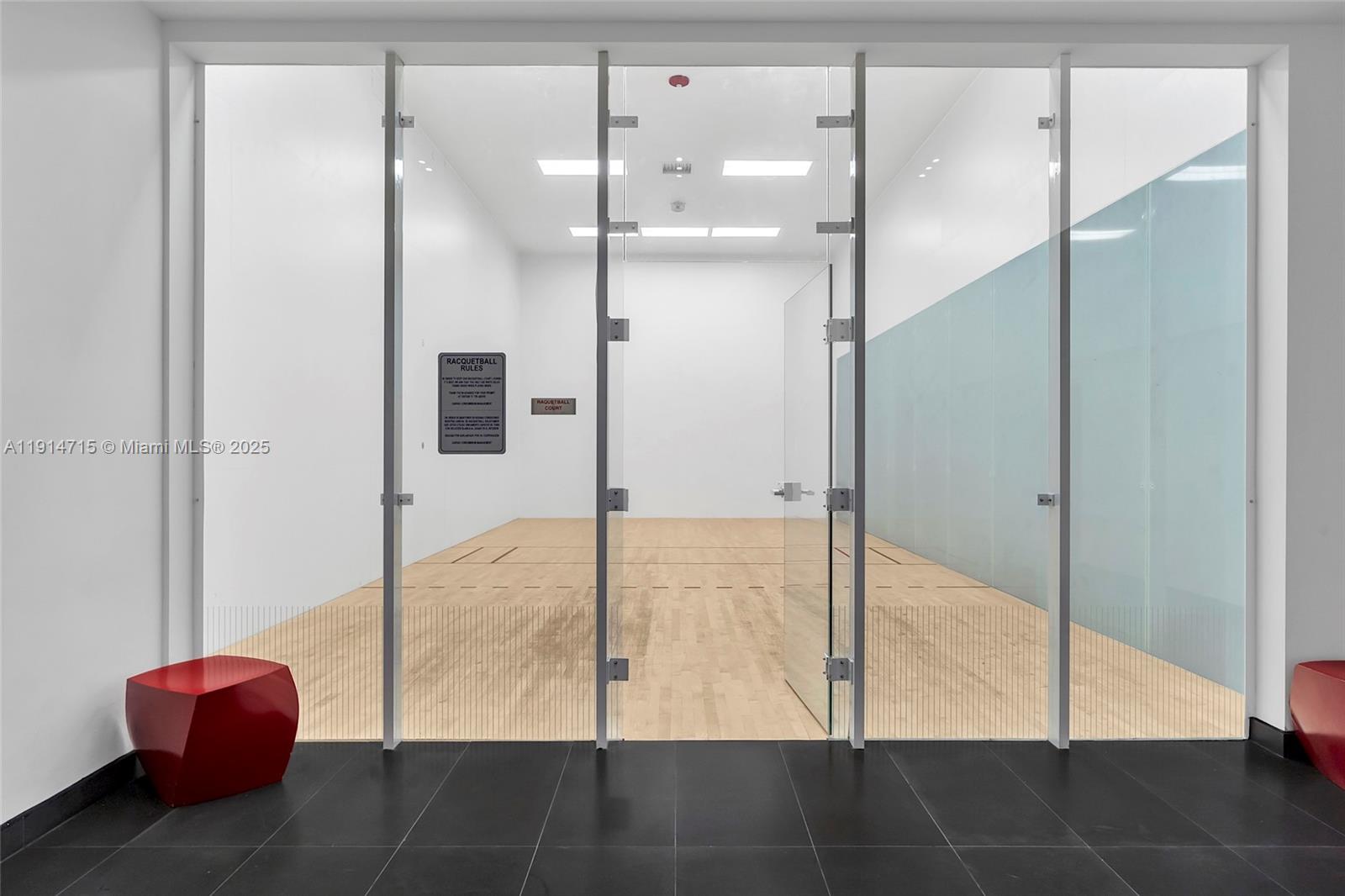 CANVAS CONDO - Residential