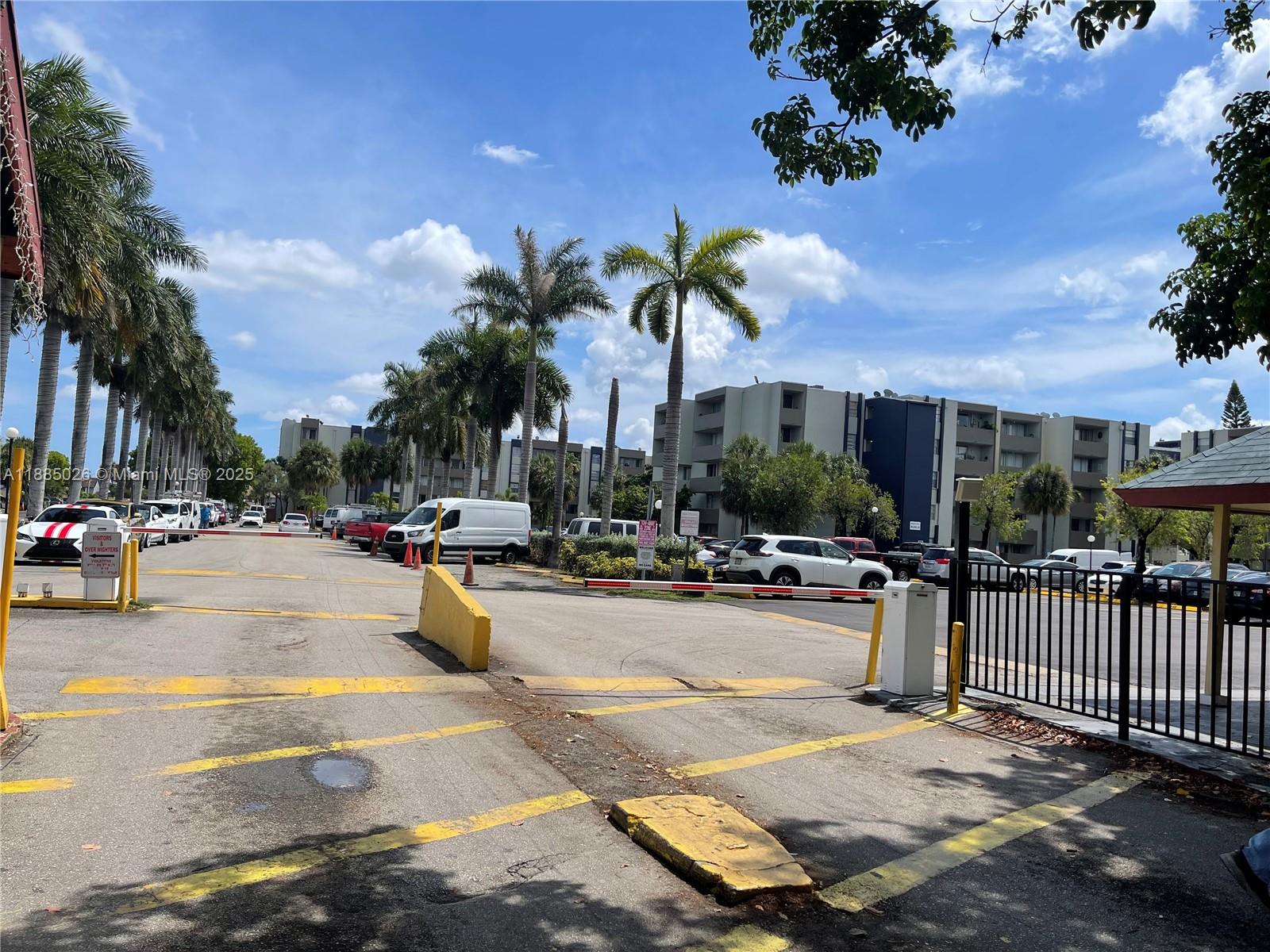 SAMARI LAKE EAST CONDO - Residential Lease