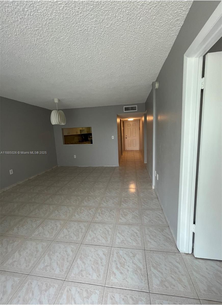 SAMARI LAKE EAST CONDO - Residential Lease