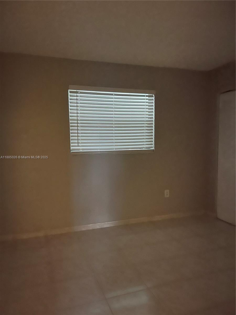 SAMARI LAKE EAST CONDO - Residential Lease