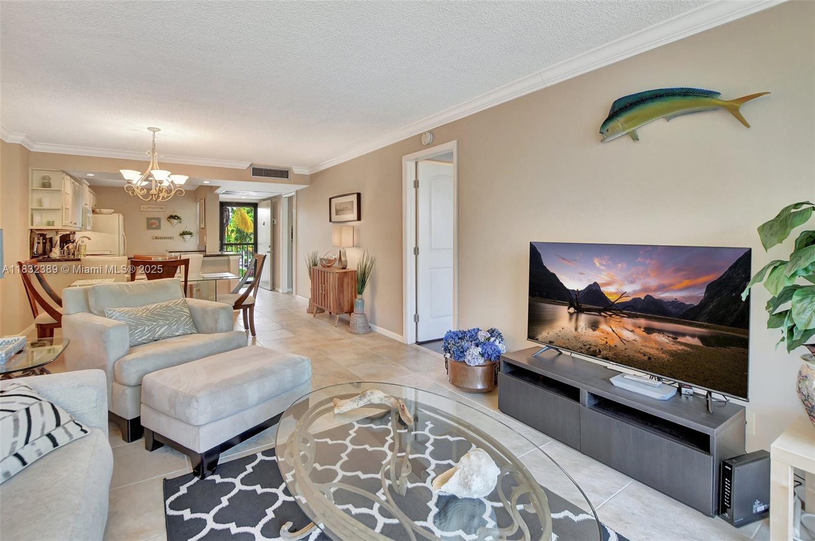 14 Royal Palm Way 303