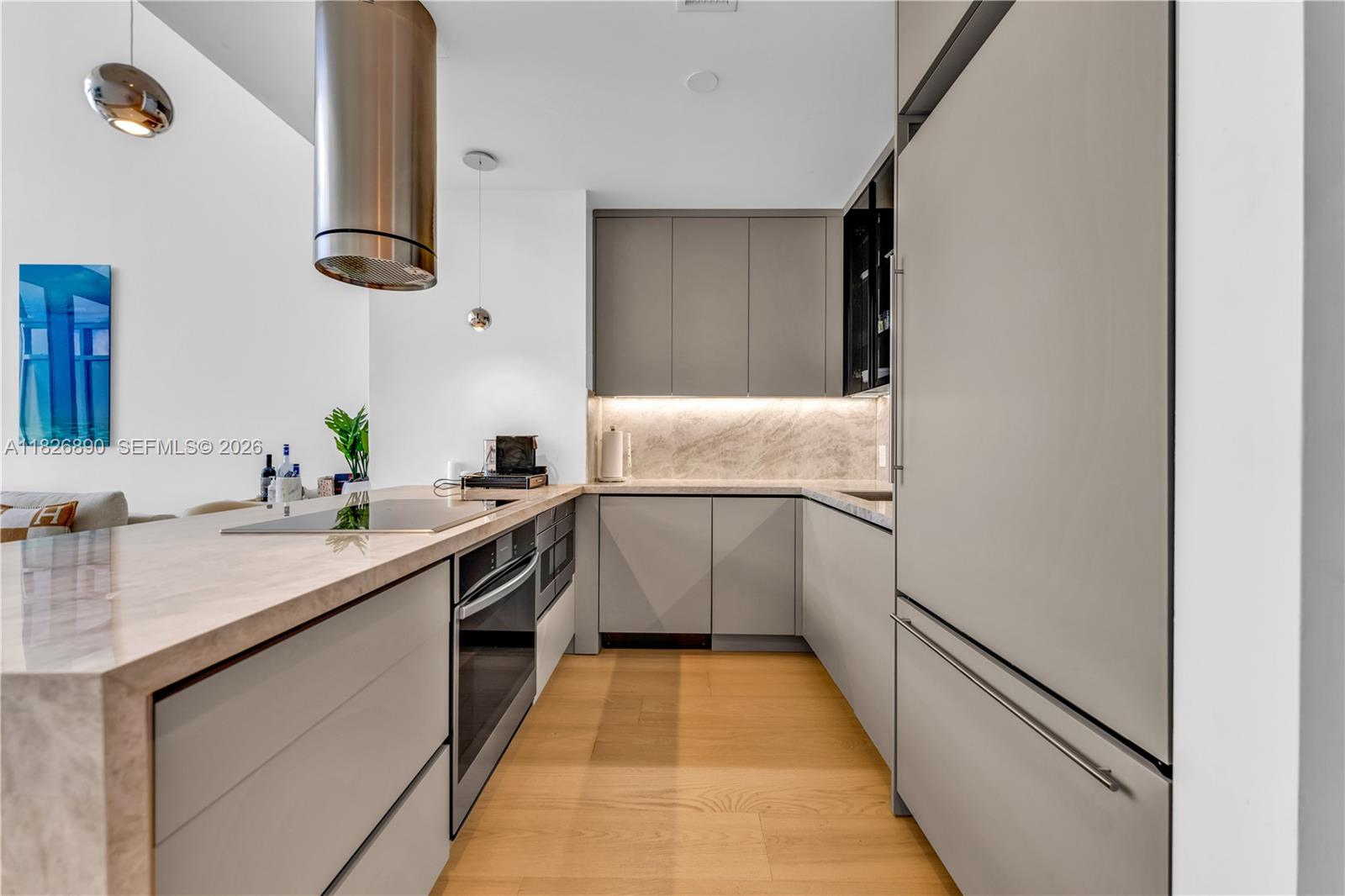 1100 Biscayne Blvd 4305