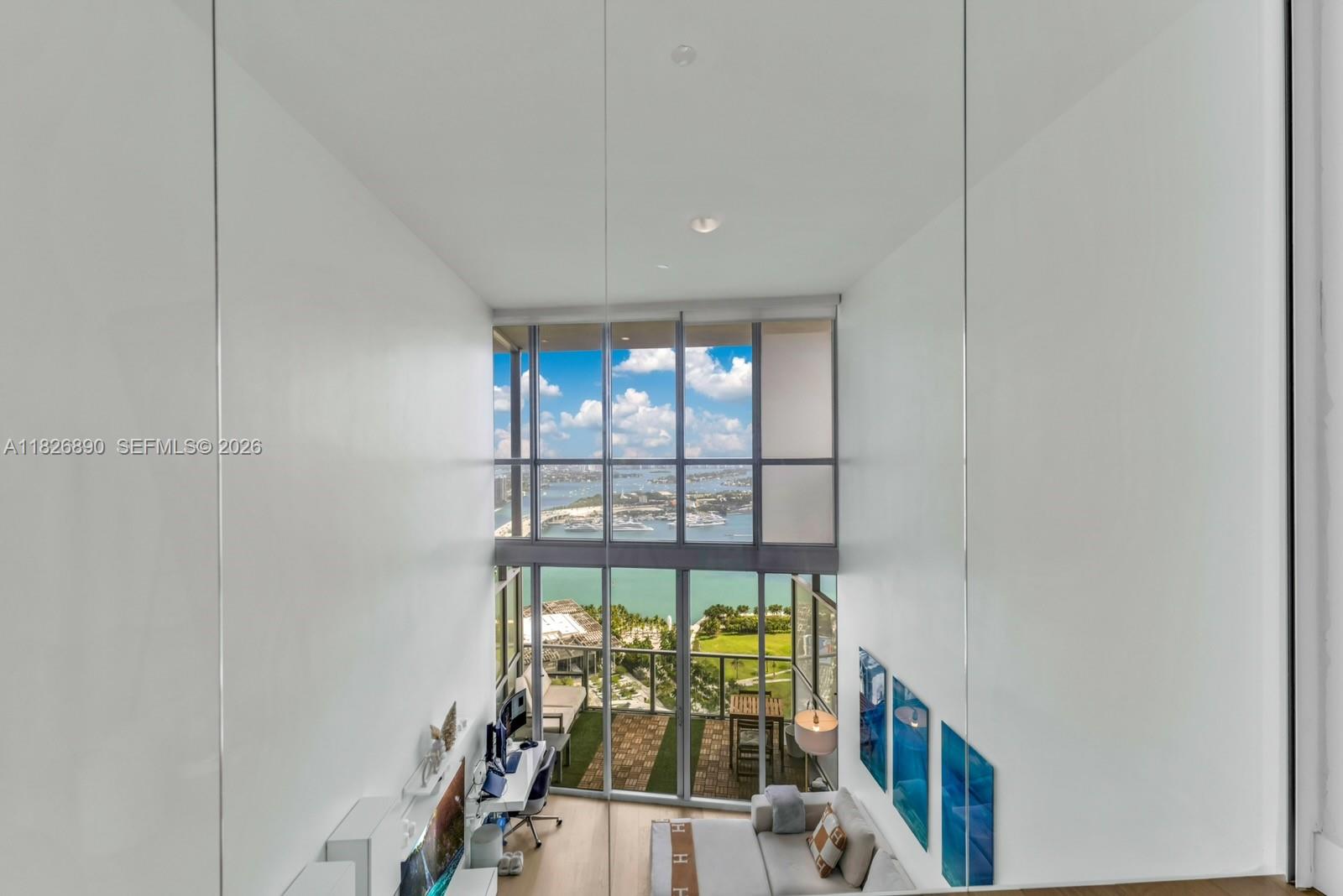 MARQUIS CONDO - Residential