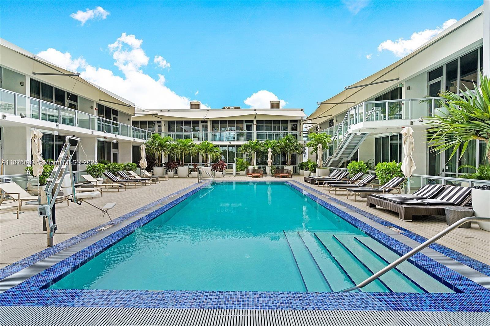 MARQUIS CONDO - Residential