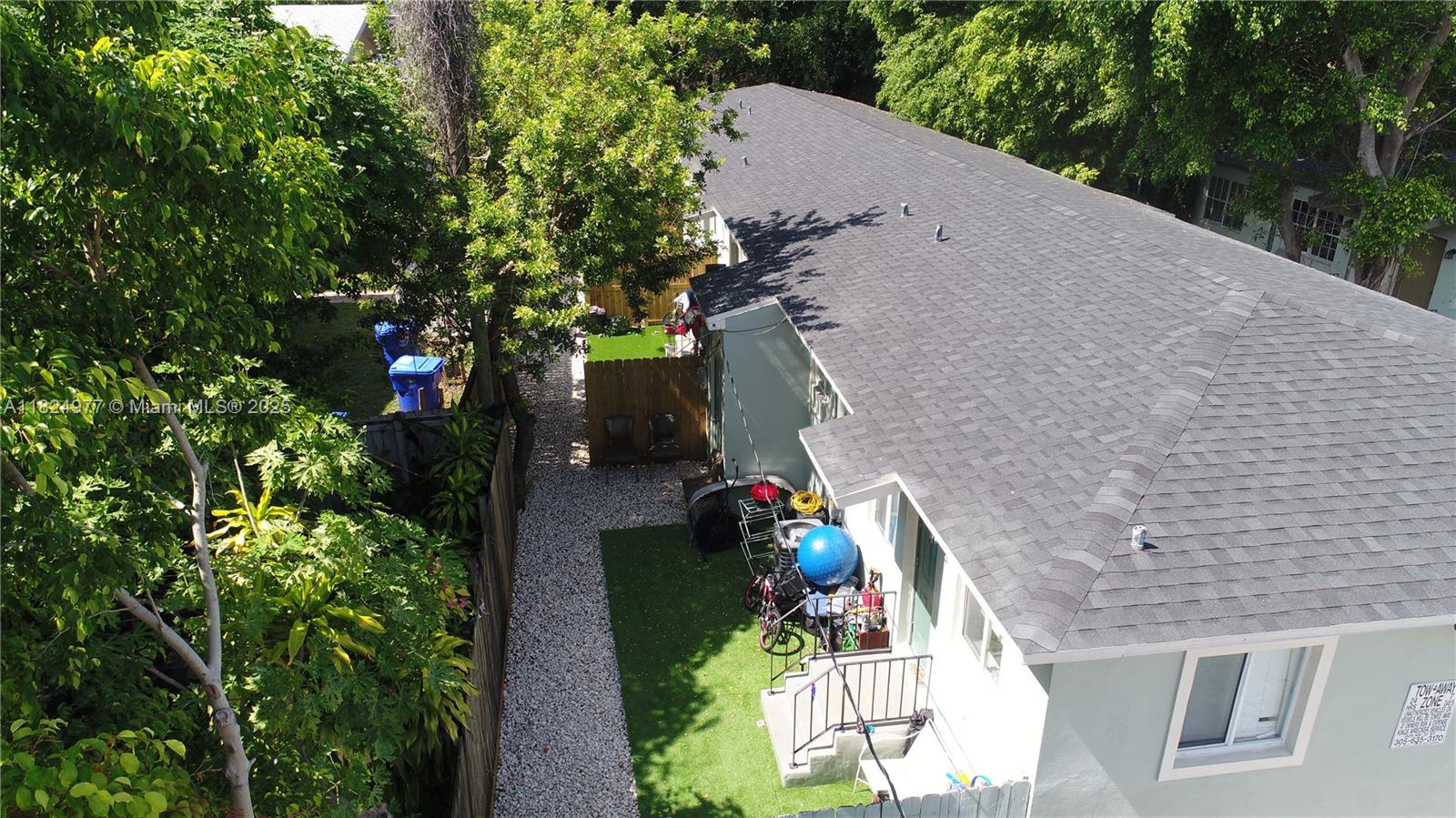 1514 SW 6th St, Miami, FL, 33135/$1,400,000 4 1514 SW 6th St