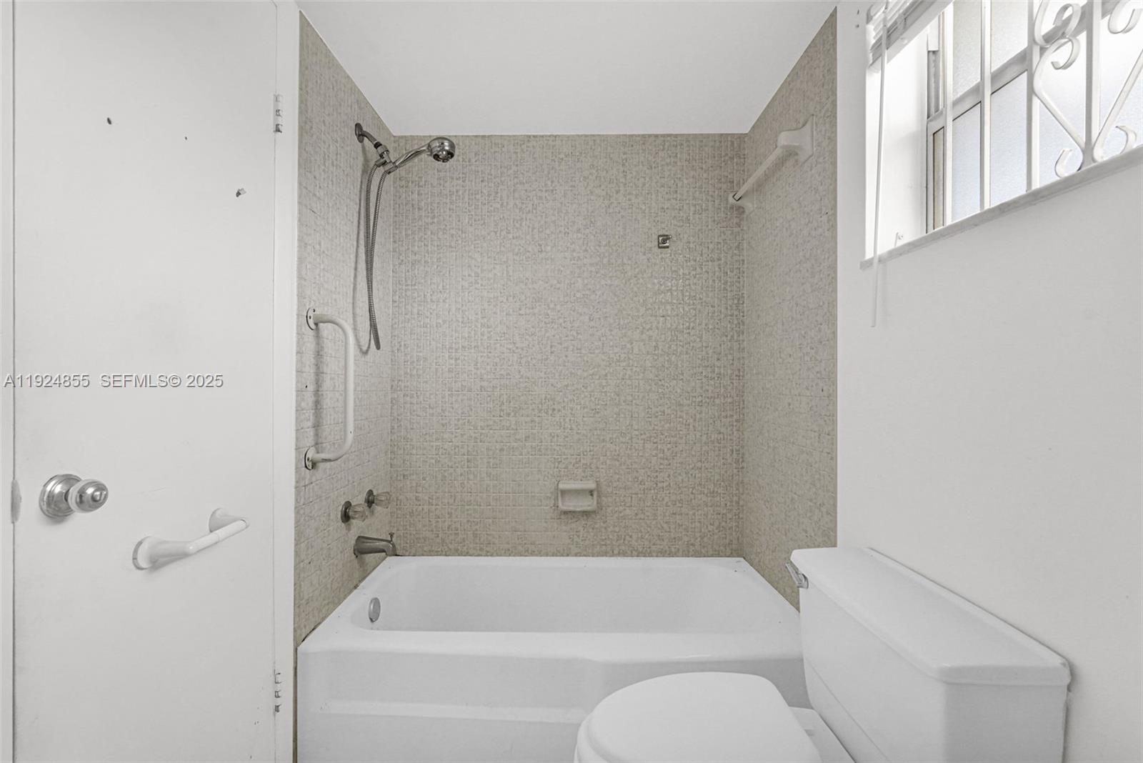 AZURE LAKE CONDO - Residential