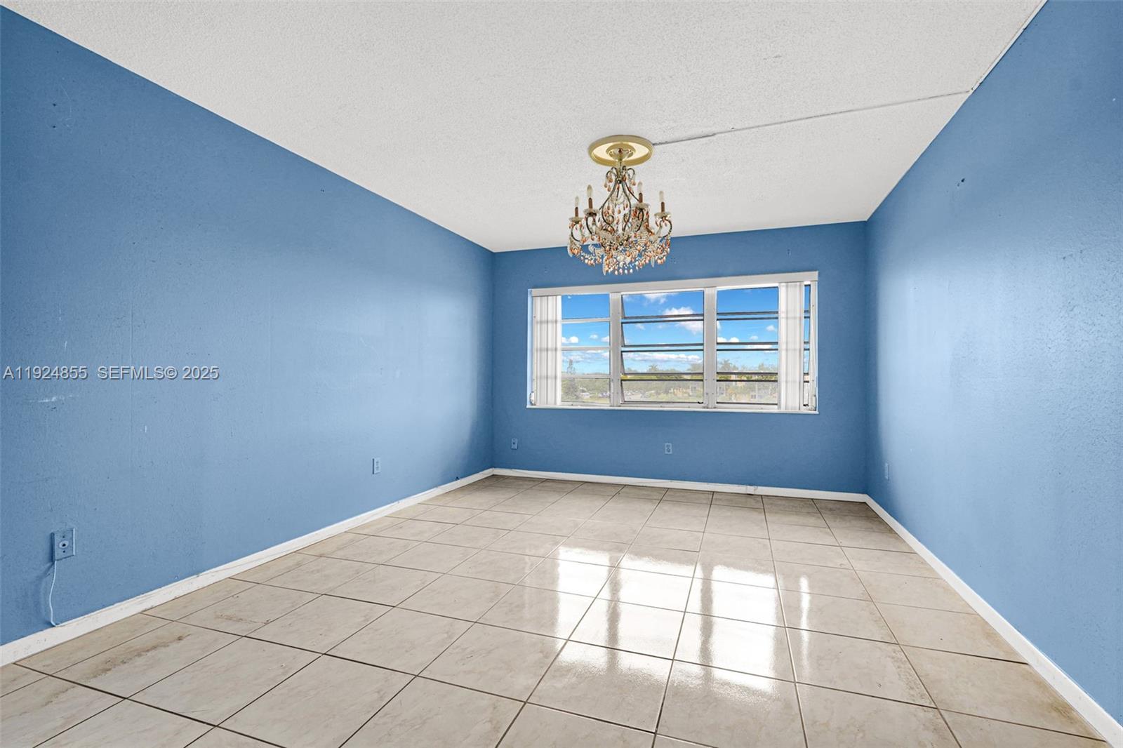 AZURE LAKE CONDO - Residential