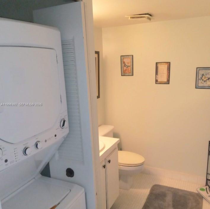 INVERWOOD CONDO - Residential