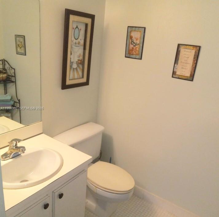 INVERWOOD CONDO - Residential