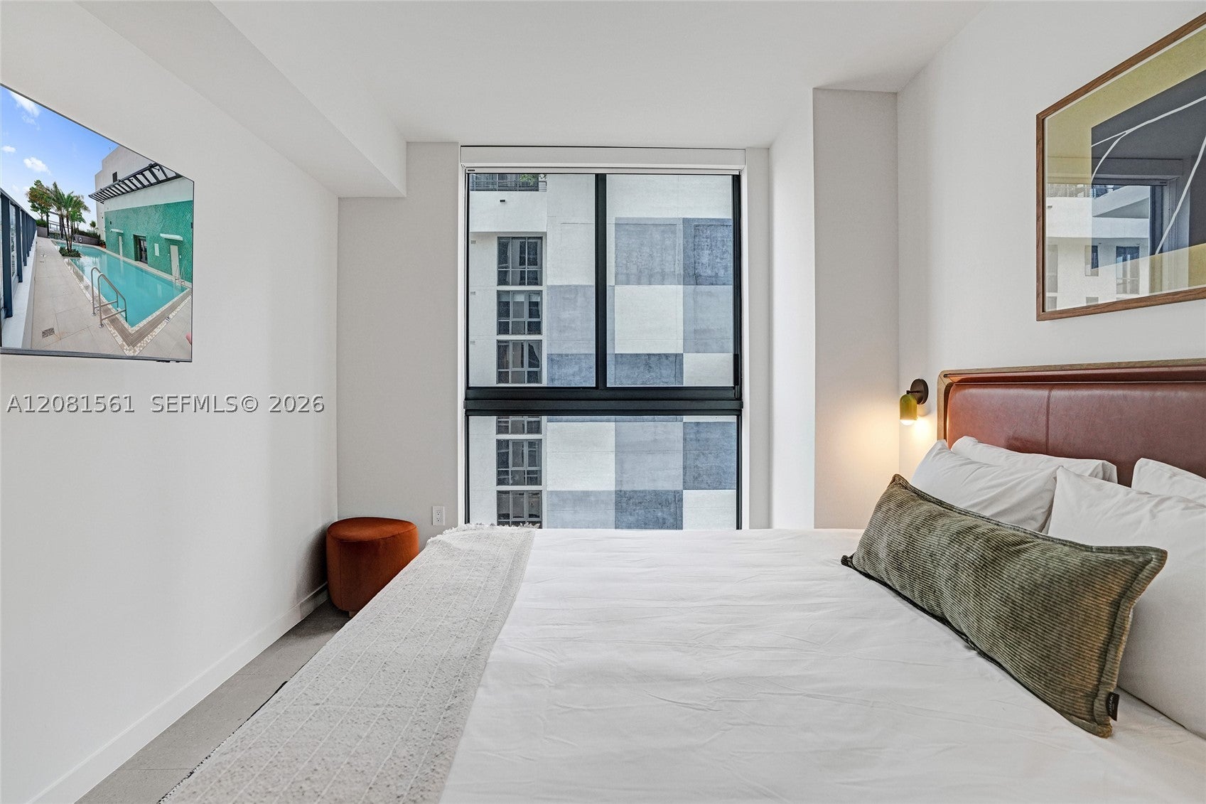11 NE 6th St 610