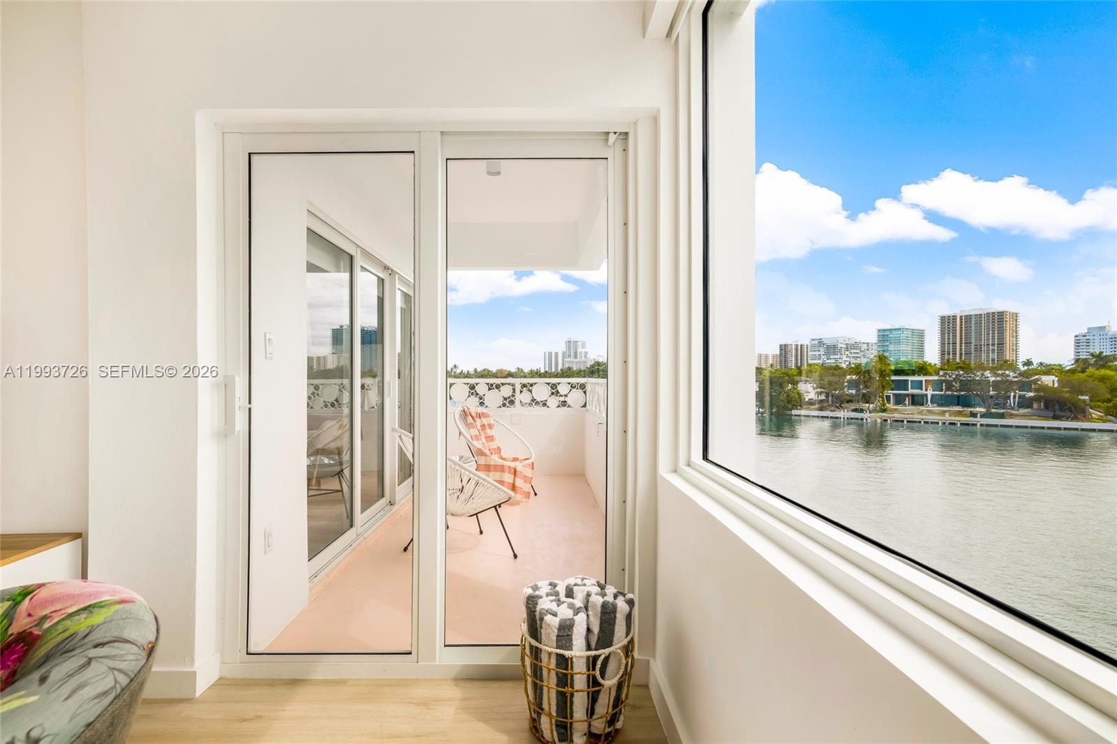 9881 E Bay Harbor Dr 205