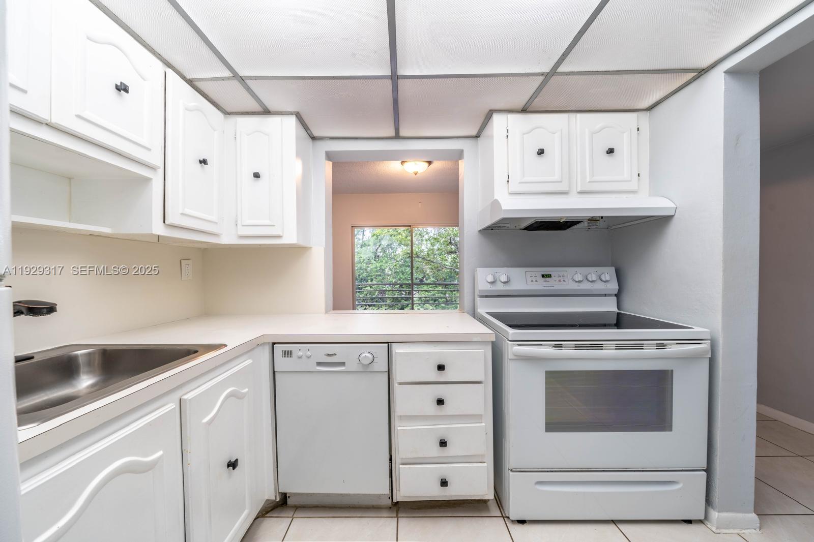 CASA DEL SOL CONDO - Residential