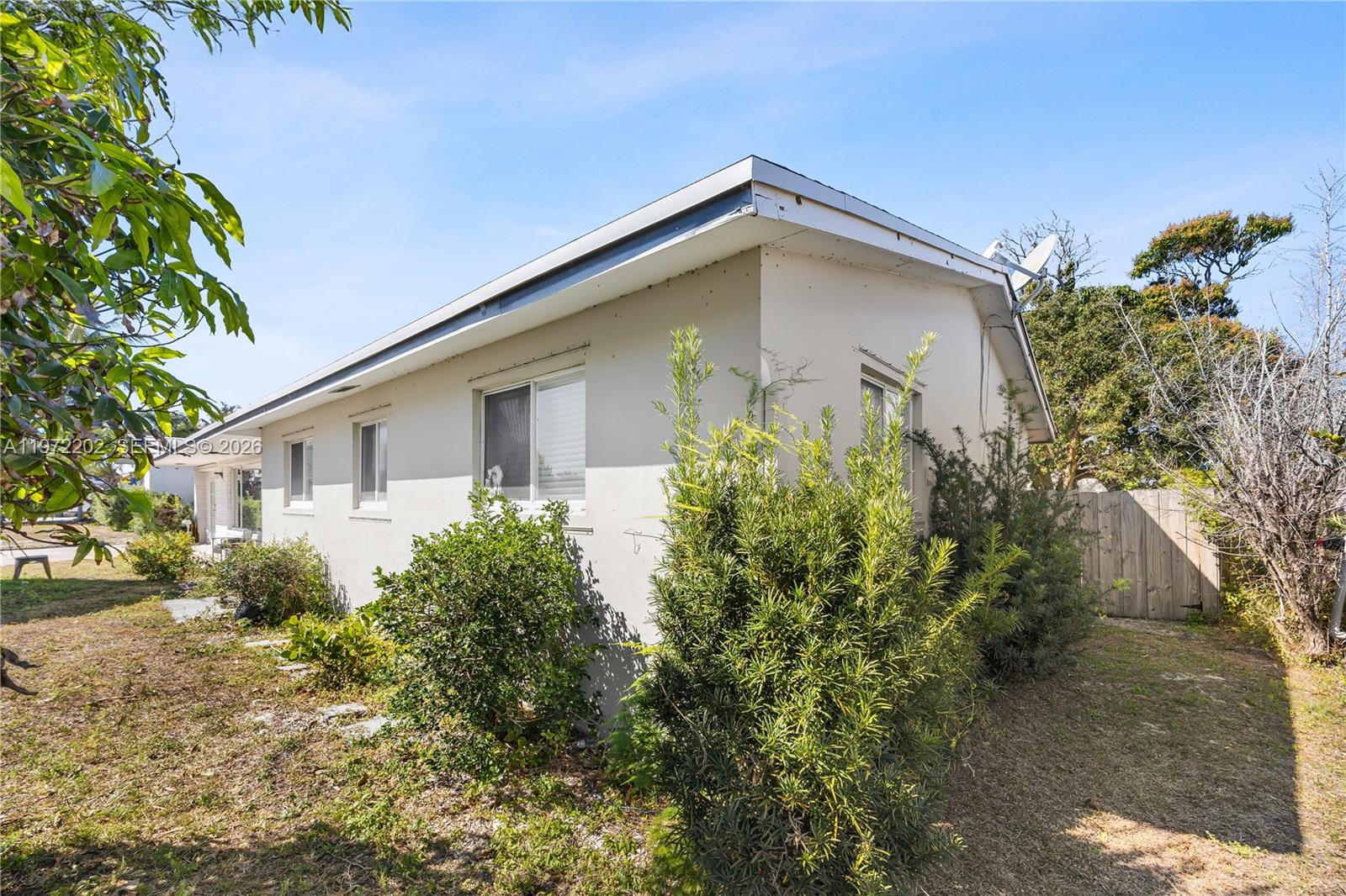 WOODCREST MNR - Residential