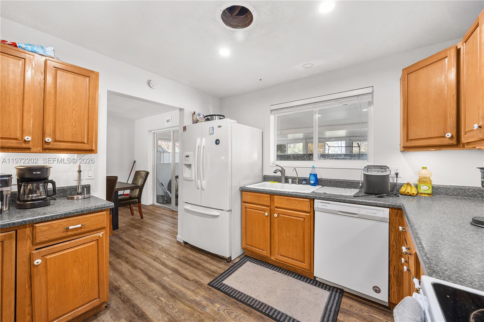 WOODCREST MNR - Residential