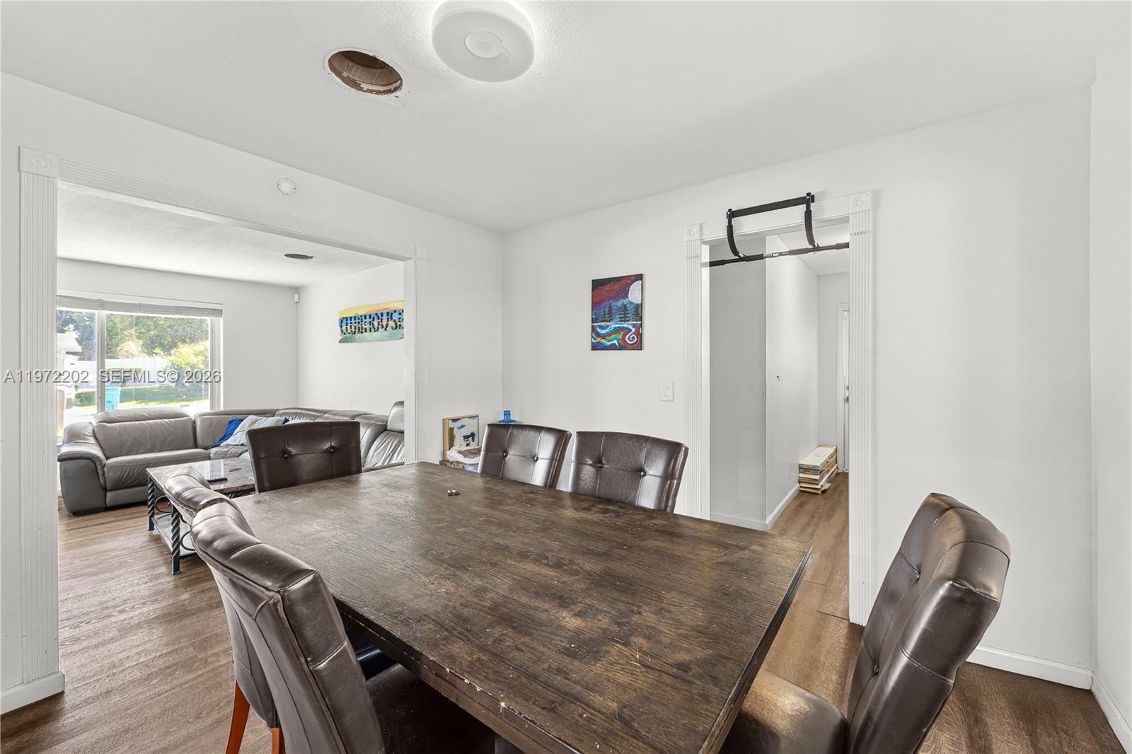 WOODCREST MNR - Residential