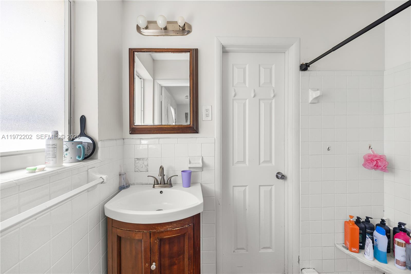 WOODCREST MNR - Residential