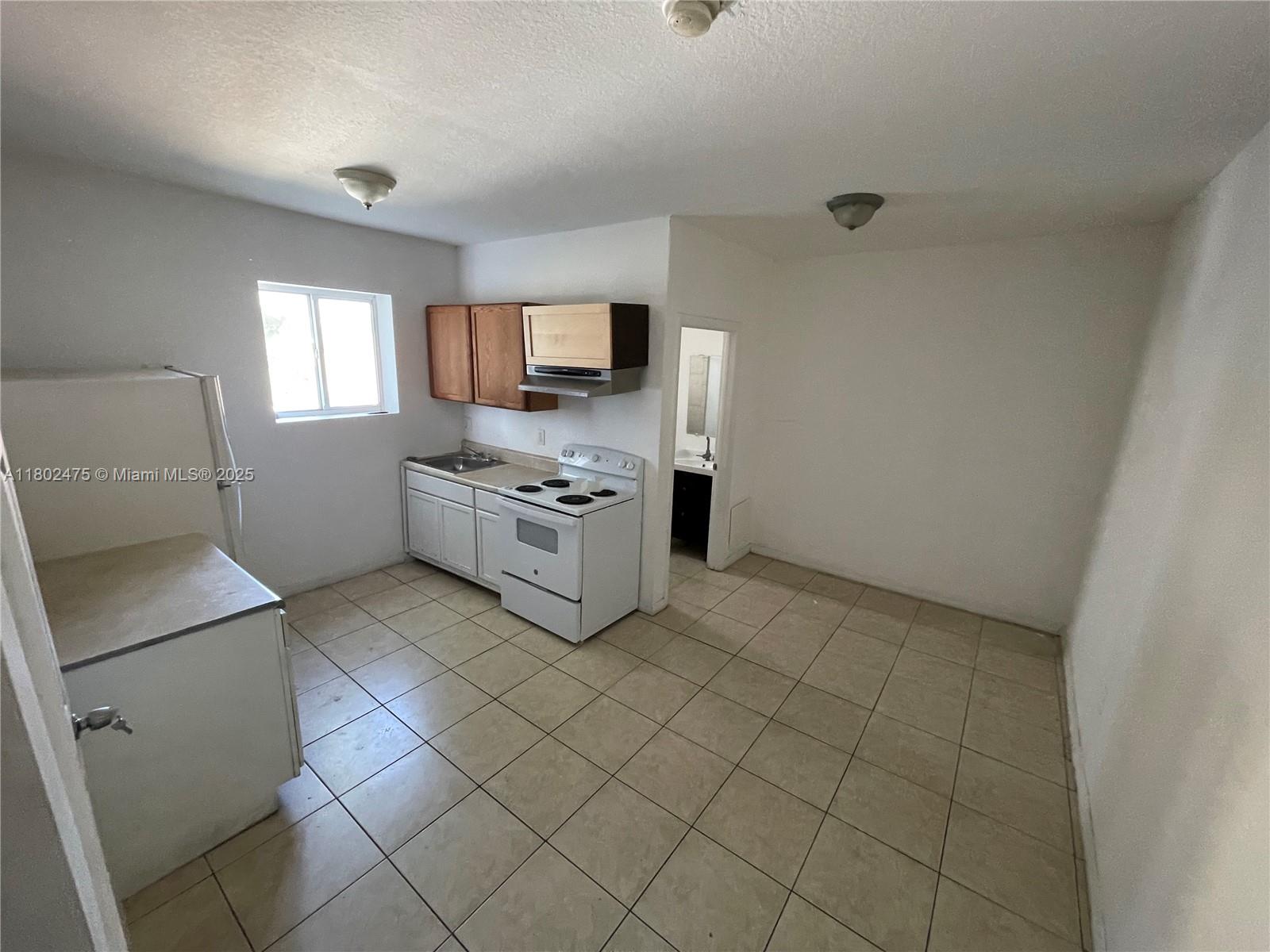 1021 NW 3rd St 204