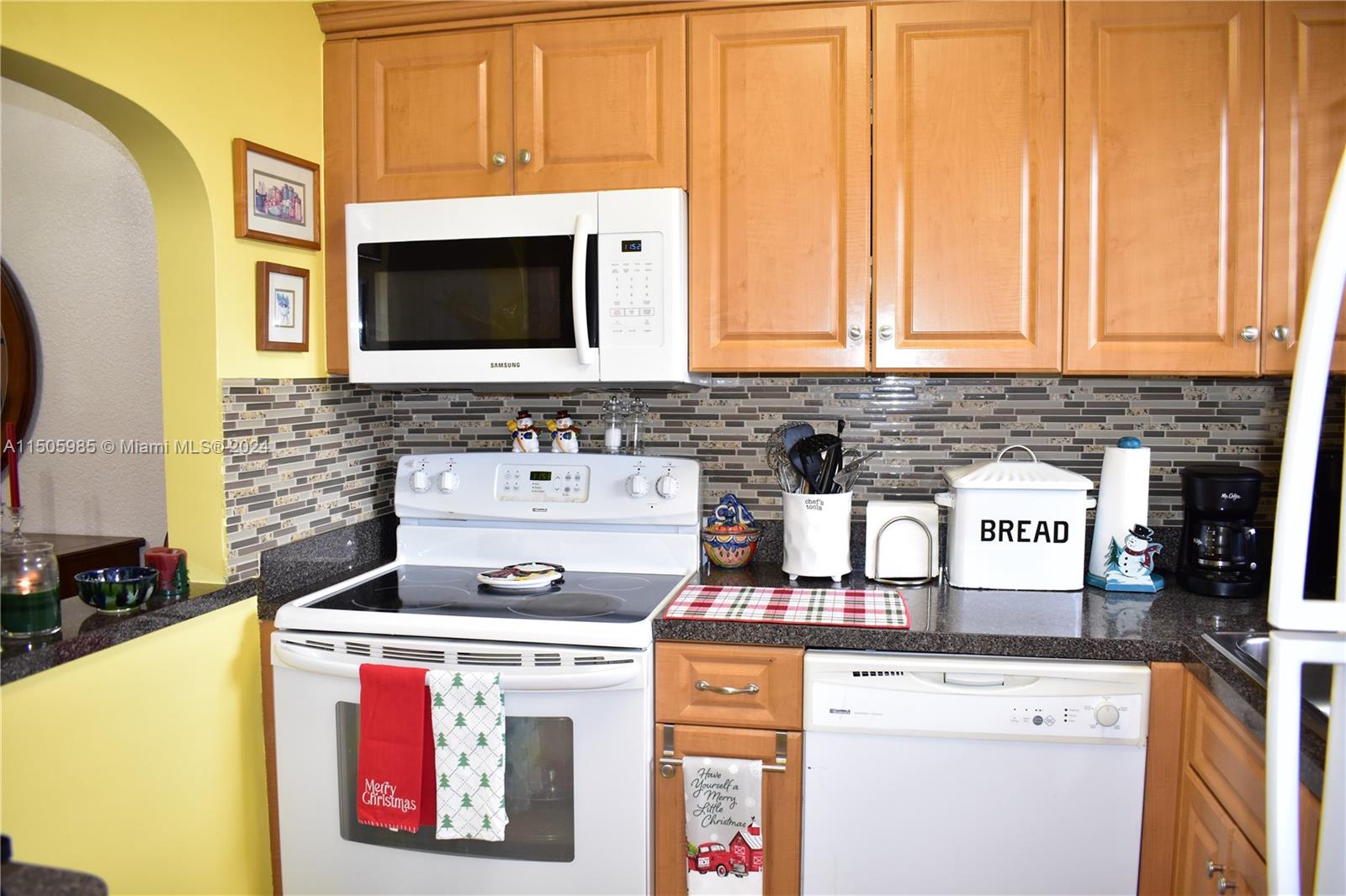 Property for Sale at 8881 Sunrise Lakes Blvd 107, Sunrise, Miami-Dade County, Florida - Bedrooms: 1 
Bathrooms: 1  - $104,900