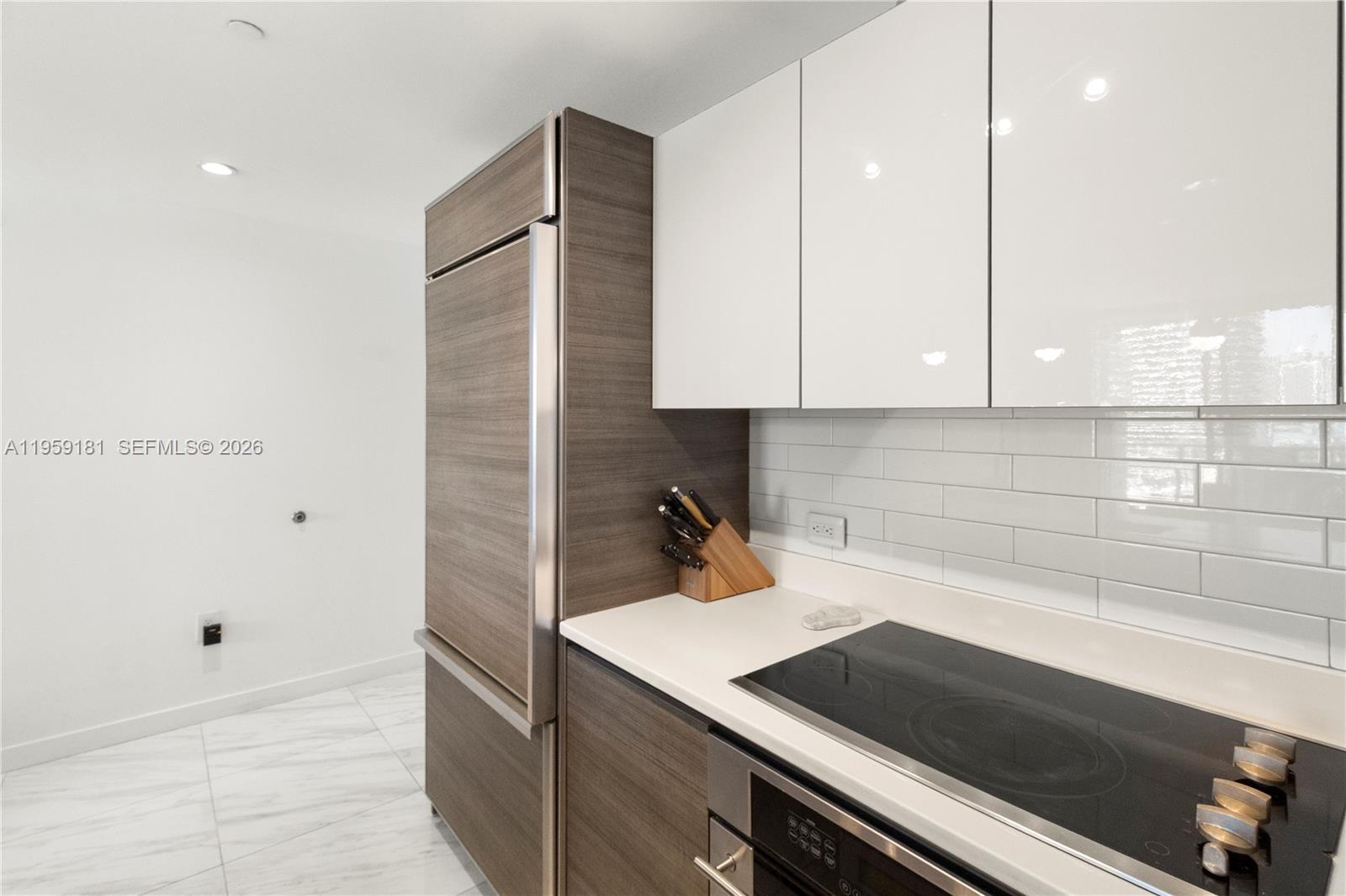 1100 MILLECENTO RESIDENCE - Residential