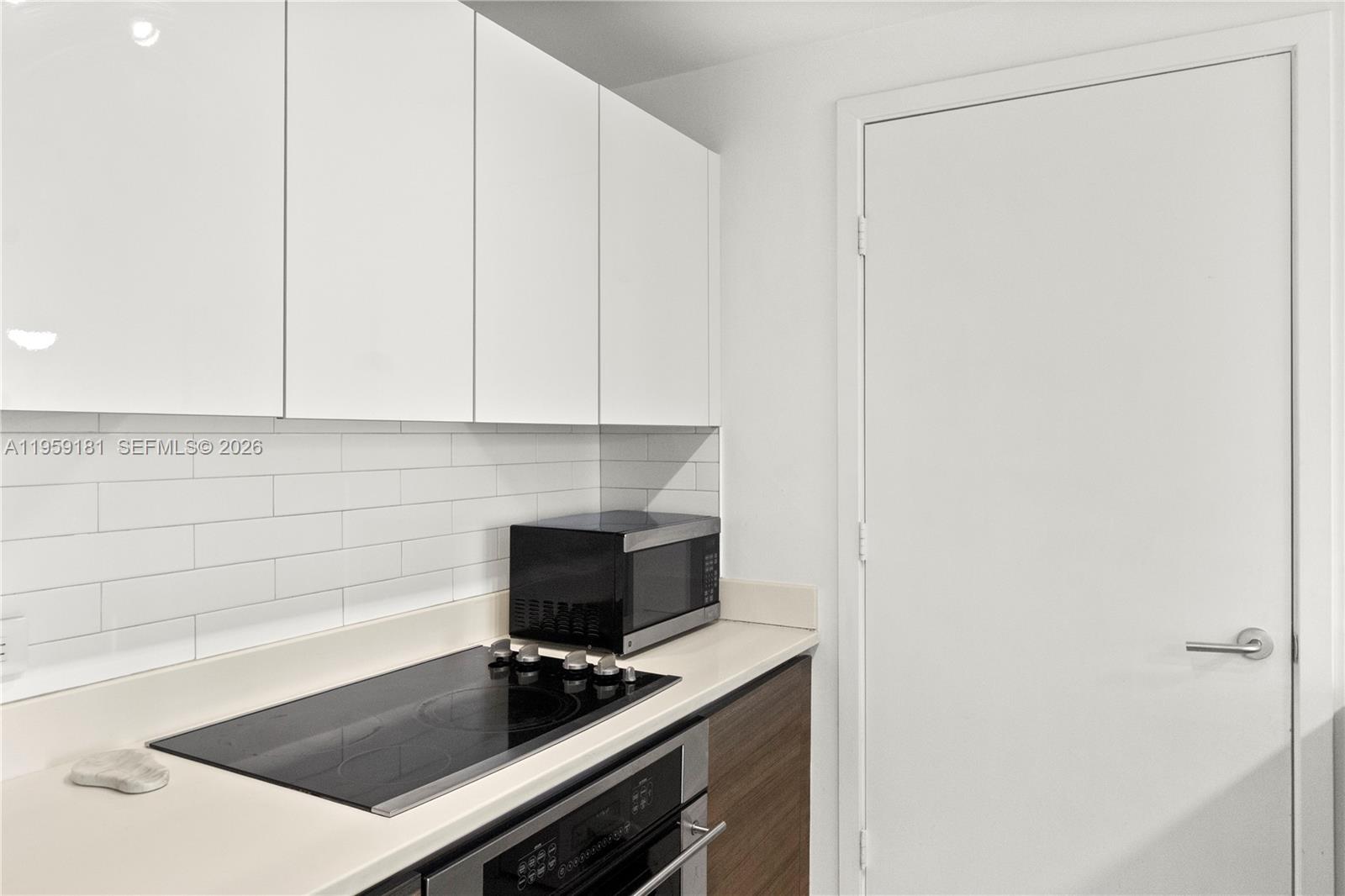 1100 MILLECENTO RESIDENCE - Residential