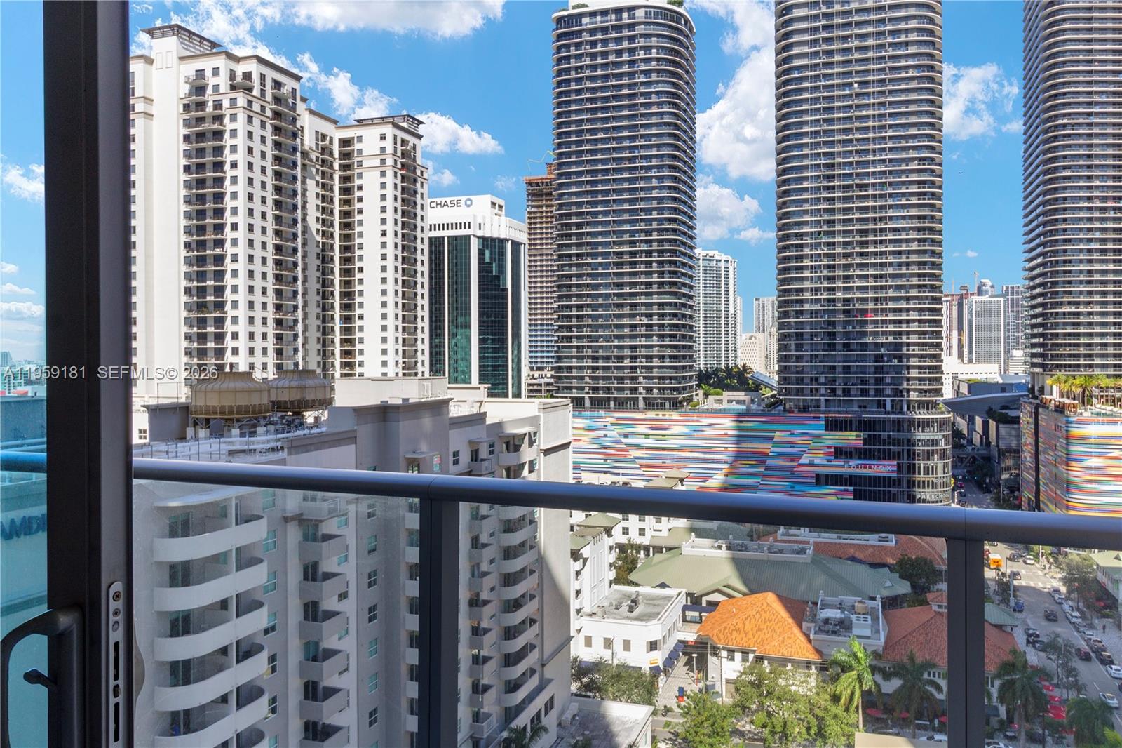 1100 MILLECENTO RESIDENCE - Residential