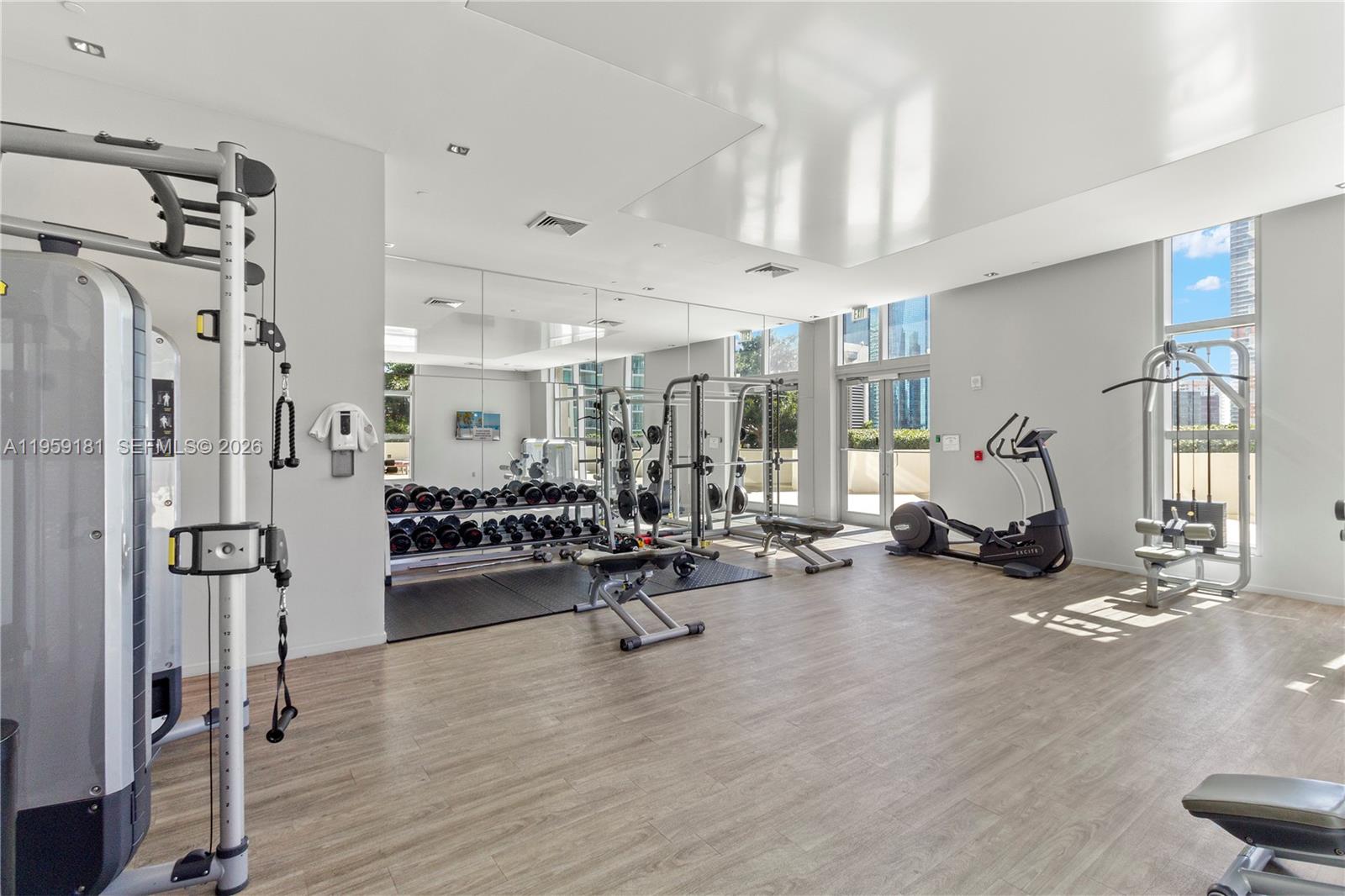 1100 MILLECENTO RESIDENCE - Residential