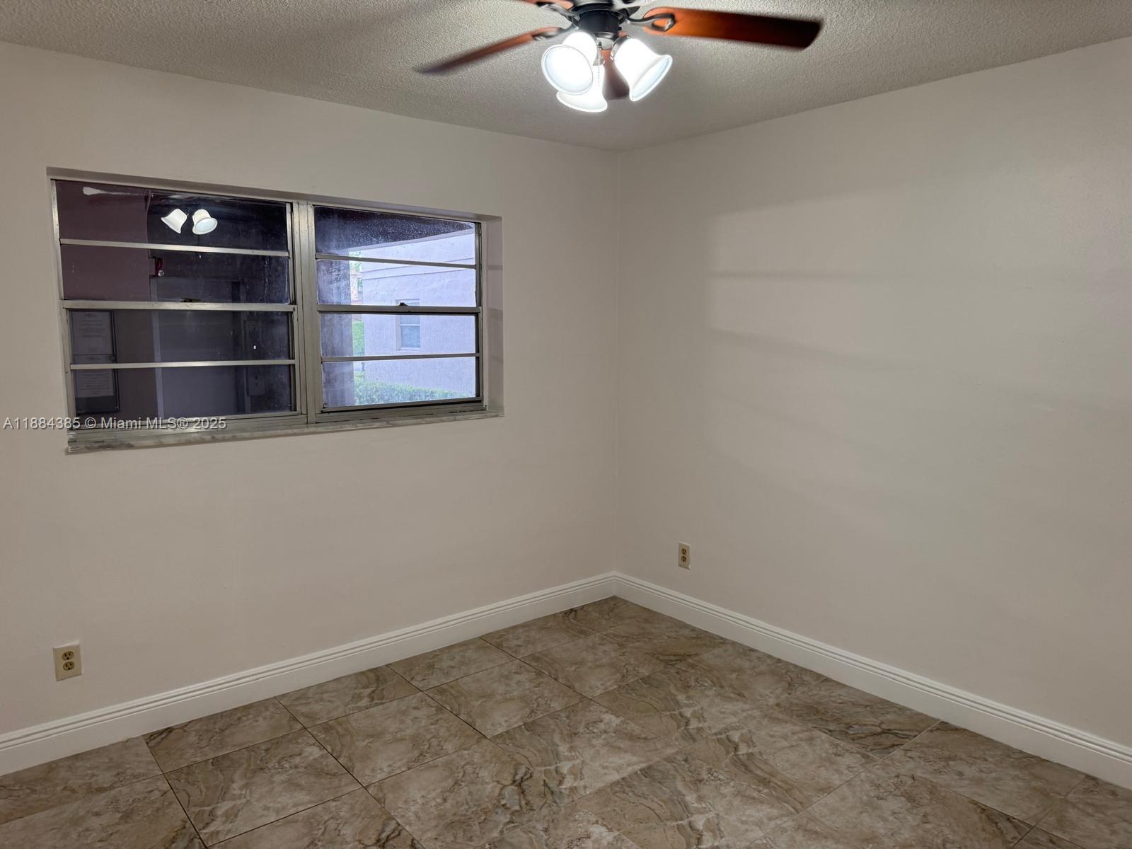 ARROWHEAD CONDO NO III - Residential