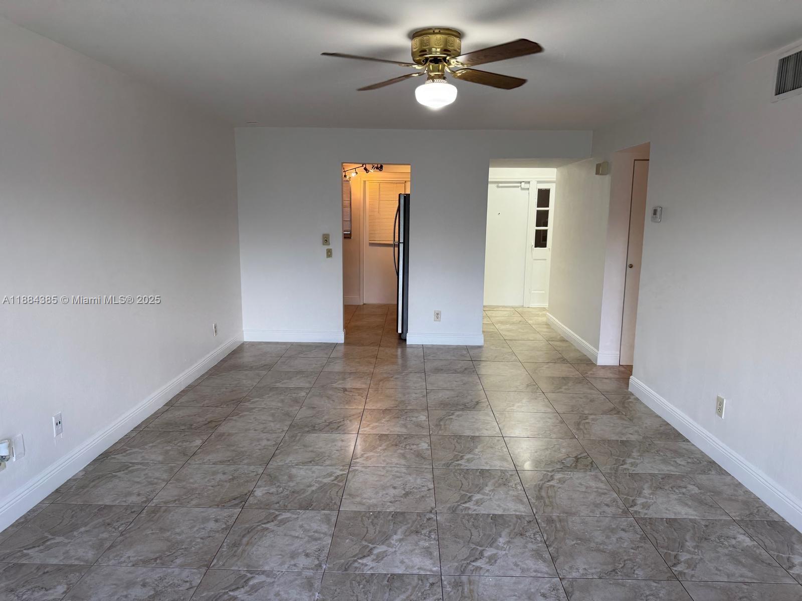 ARROWHEAD CONDO NO III - Residential