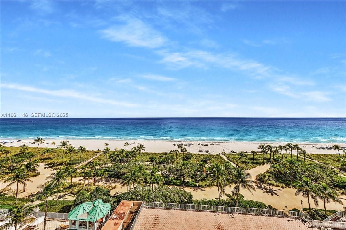 BALMORAL CONDO - Residential