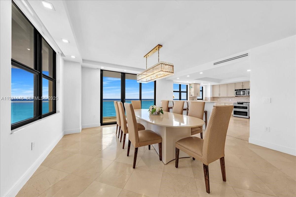 BALMORAL CONDO - Residential