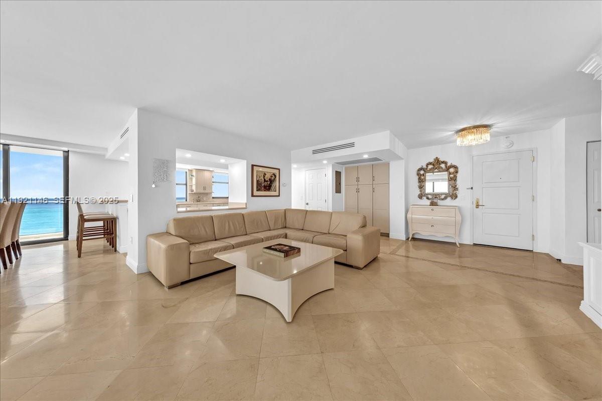 BALMORAL CONDO - Residential