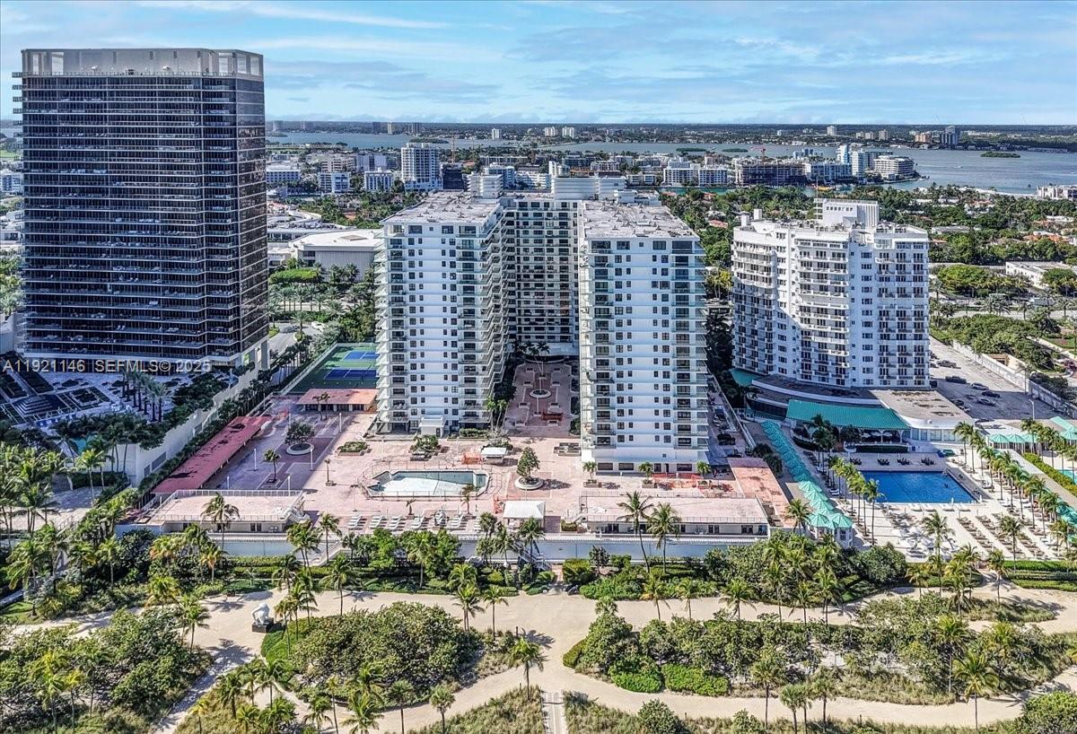 BALMORAL CONDO - Residential