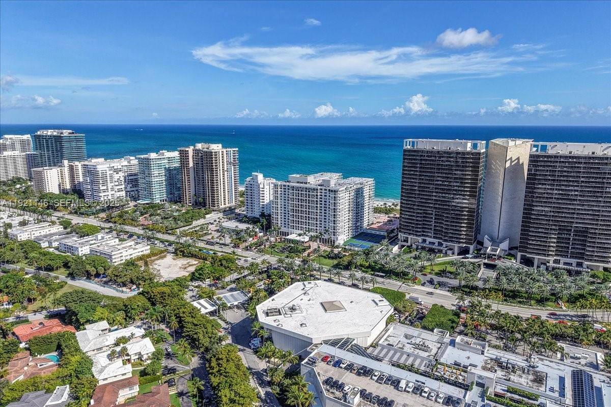 BALMORAL CONDO - Residential