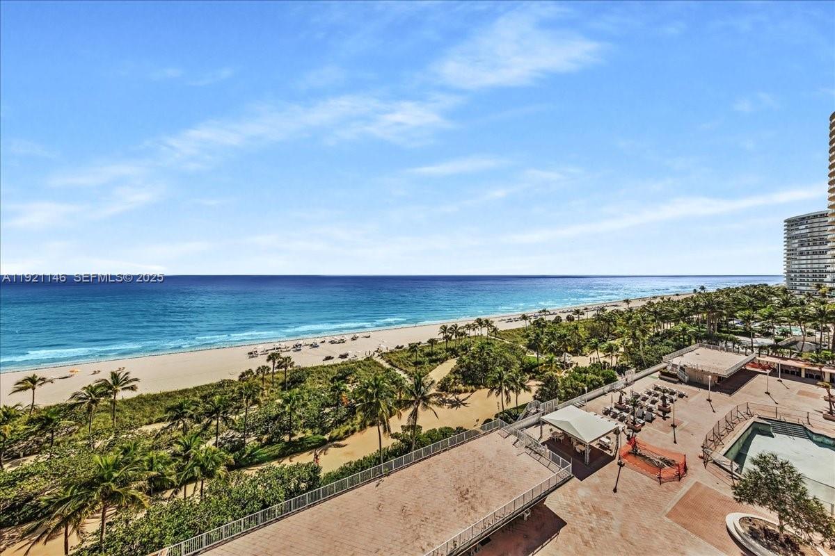 BALMORAL CONDO - Residential