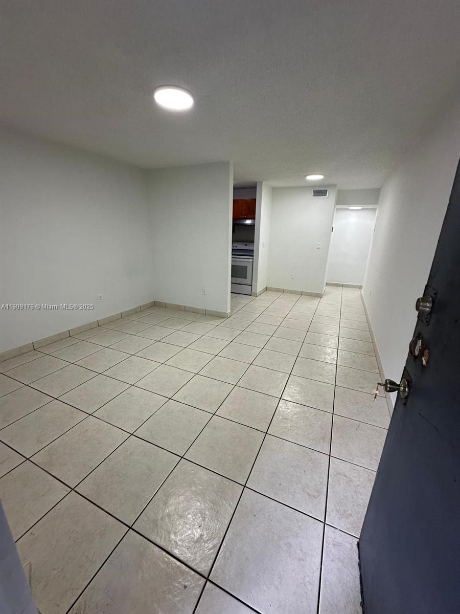 HIALEAH 13TH ADDN AMD PL - Residential Lease