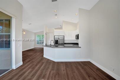 SECTOR 3 - PARCELS C D E - Residential Lease