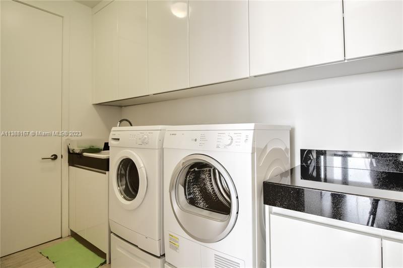 BAL HARBOUR NORTH SOUTH C - Residential Lease
