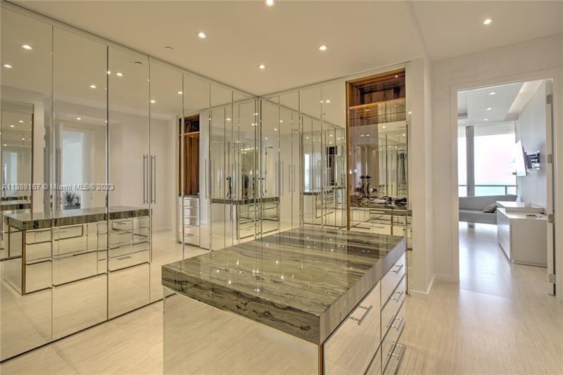 BAL HARBOUR NORTH SOUTH C - Residential Lease