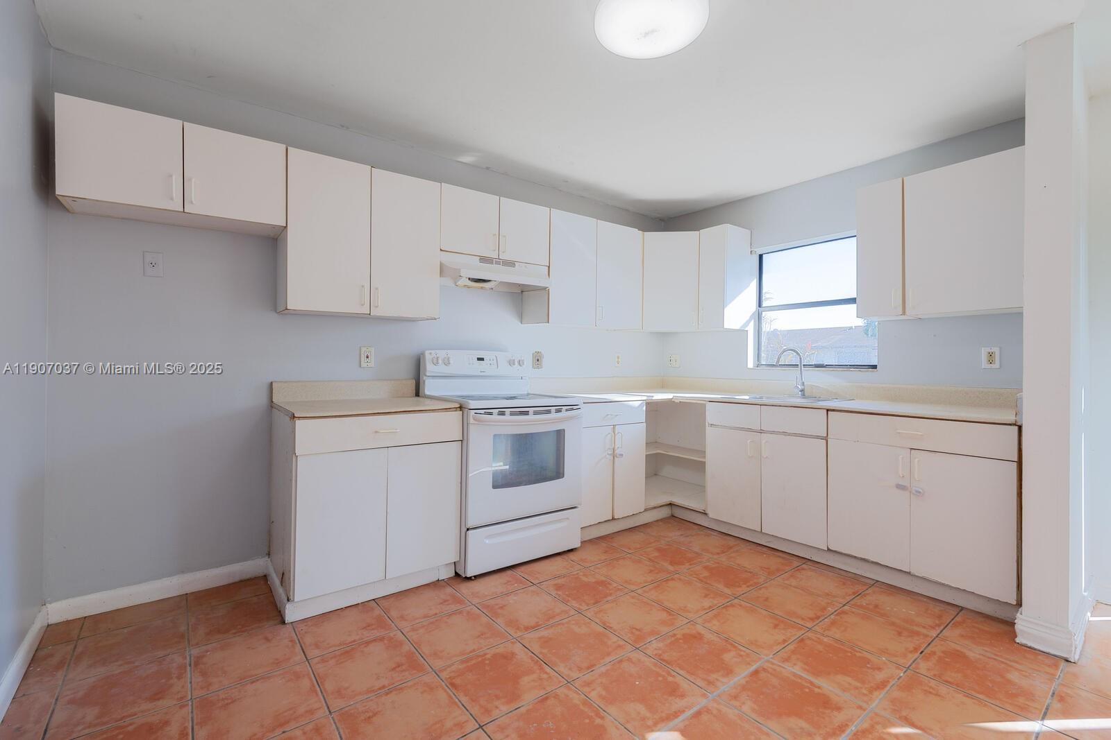 SEAPINES - Residential Lease