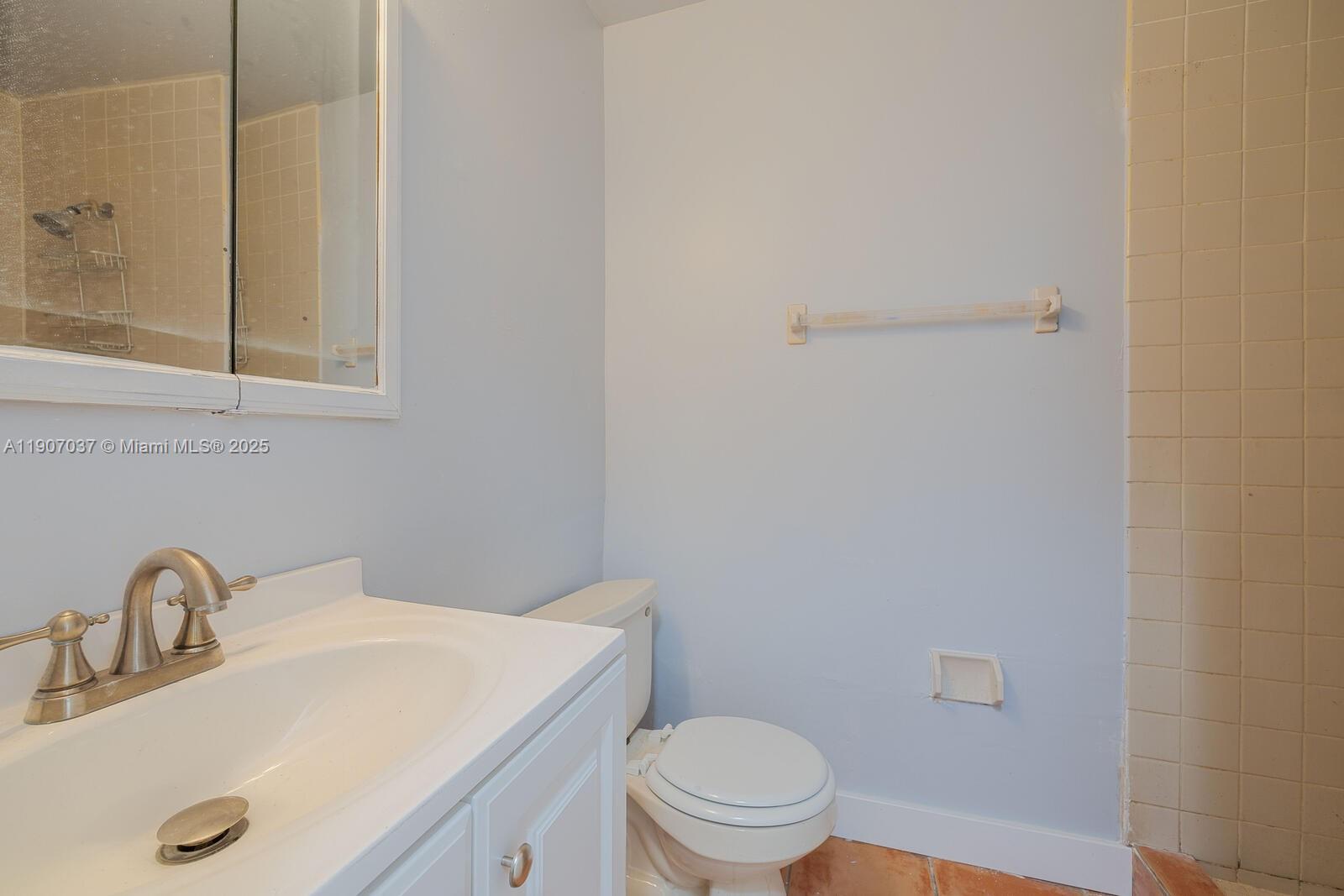 SEAPINES - Residential Lease