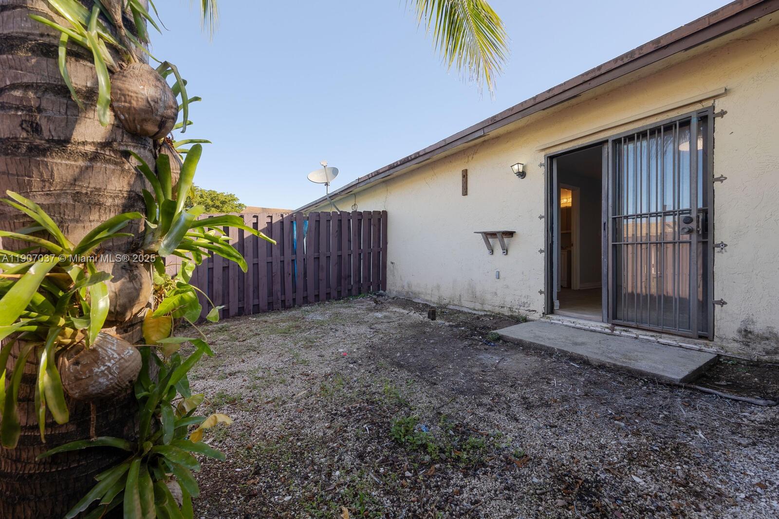 SEAPINES - Residential Lease