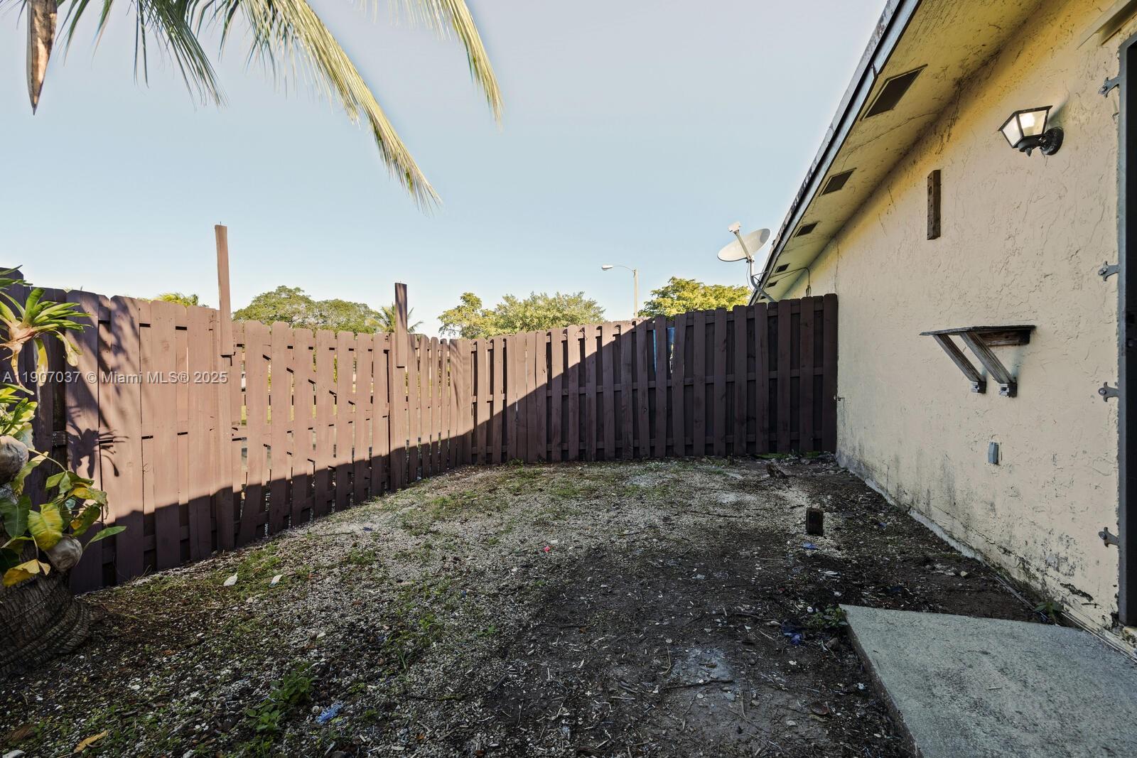 SEAPINES - Residential Lease