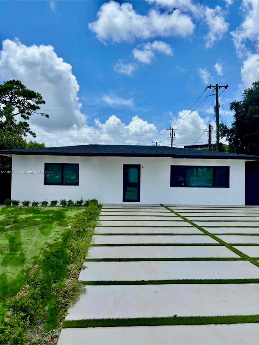 16440 NE 10th Ave MAIN