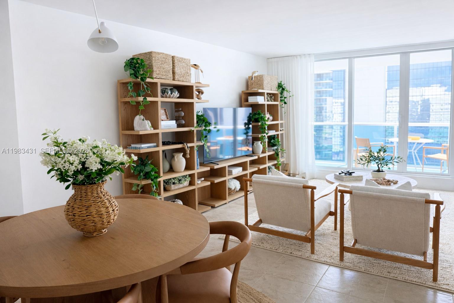 RONEY PALACE CONDO - Residential Lease