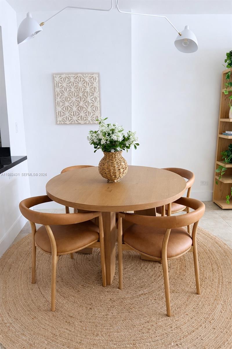 RONEY PALACE CONDO - Residential Lease