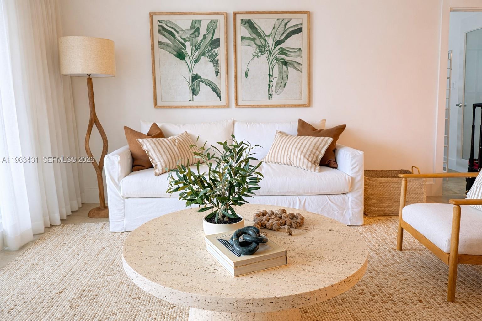 2301 Collins Ave 1501