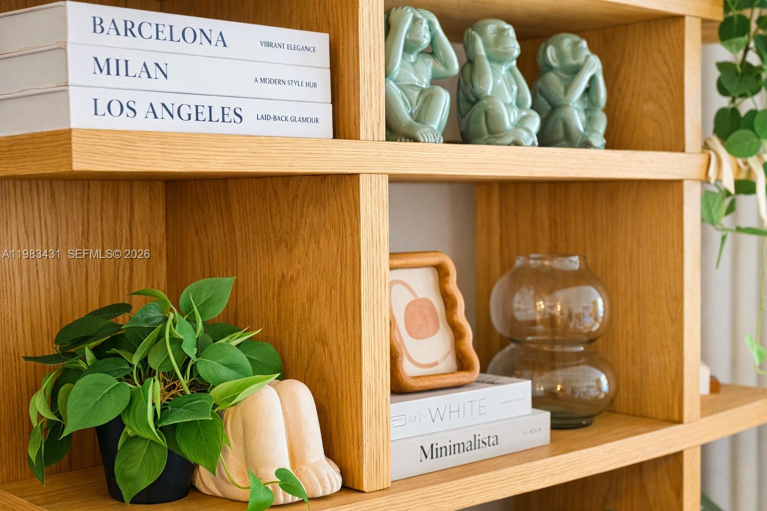 RONEY PALACE CONDO - Residential Lease